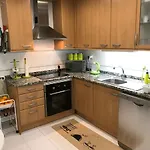 2 Bed - Sleeps 4 - Pool Patio Garden * Marbella