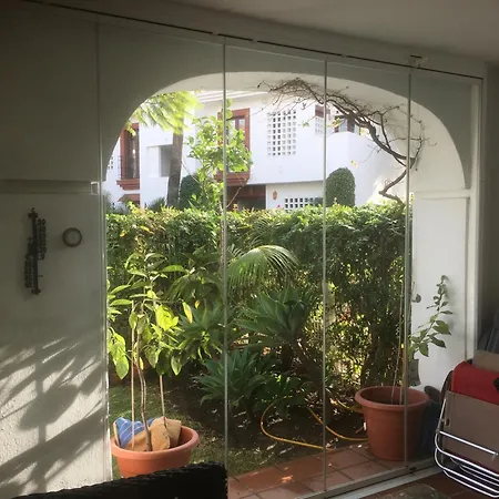 アパート 2 Bed - Sleeps 4 - Pool Patio Garden *