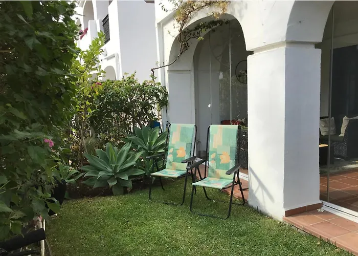 Daire 2 Bed - Sleeps 4 - Pool Patio Garden